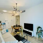 Ho!house Shellter Апартаменты