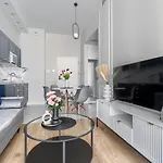 Ho!house Shellter Апартаменты
