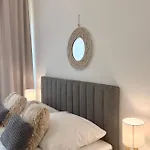 Апартаменты Ho!house Shellter *