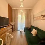 Апартаменты Ho!house Shellter *