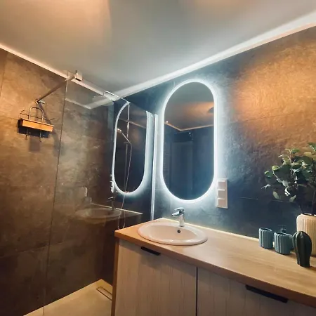 아파트 Ho!house Shellter 로고보