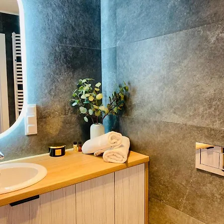 아파트 Ho!house Shellter