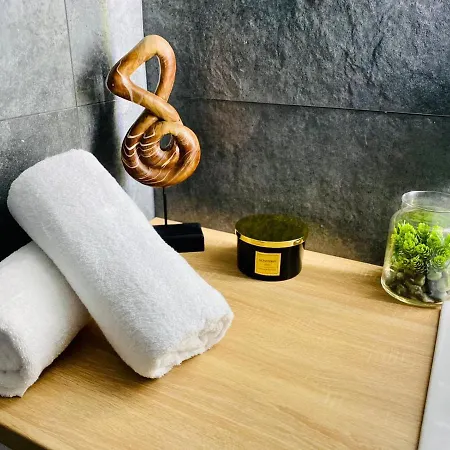 아파트 Ho!house Shellter