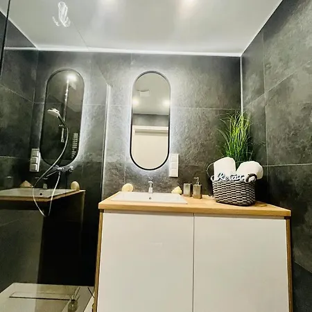 아파트 Ho!house Shellter 로고보