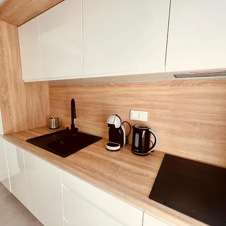 Ho!house Shellter 아파트 *