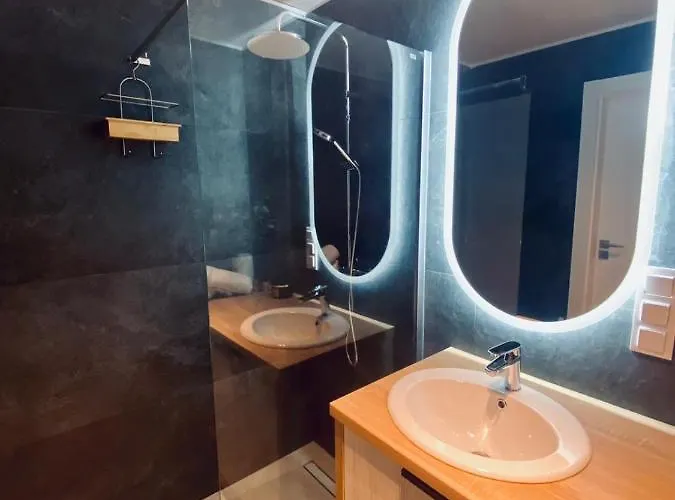 Ho!house Shellter Apartmán